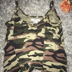 SOLD //💐Forever 21 Camo Tank Top💐